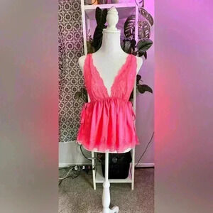 VINTAGE VICTORIA SECRET PINK LACE CAMISOLE TOP SIZE M